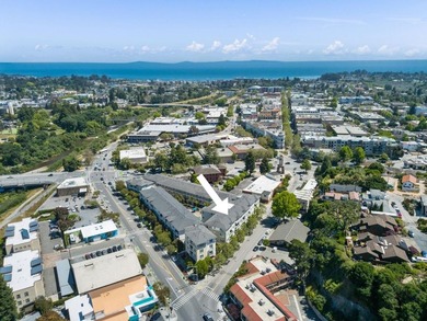 Beach Condo For Sale in Santa Cruz, California