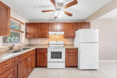 Beach Condo For Sale in Sunrise, Florida