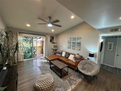 Beach Condo For Sale in Lake Forest, California