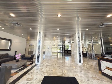 Beach Condo For Sale in Aventura, Florida