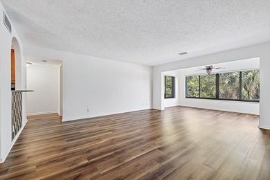 Beach Condo For Sale in Jupiter, Florida