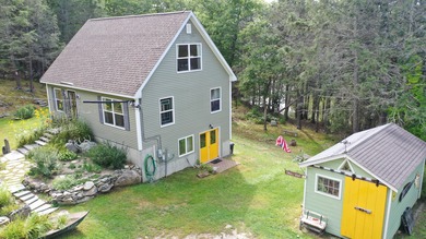 Beach Home For Sale in Woolwich, Maine