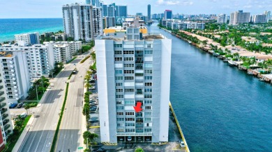 Beach Condo For Sale in Hollywood, Florida