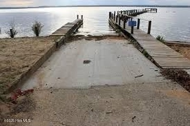 Beach Lot For Sale in Edenton, North Carolina
