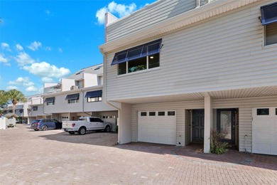 Beach Condo For Sale in Tierra Verde, Florida