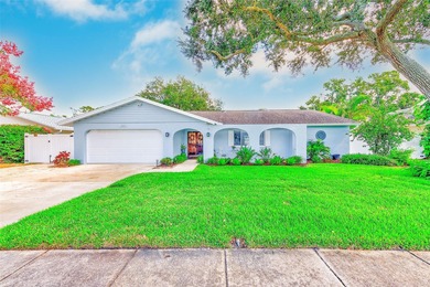 Beach Home Sale Pending in Clearwater, Florida