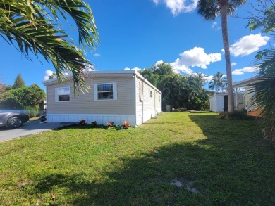 Beach Home For Sale in West Palm Beach, Florida