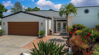 Beach Home Sale Pending in Venice, Florida