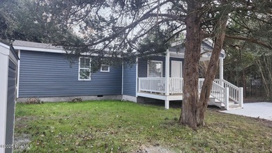 Beach Home For Sale in Morehead City, North Carolina