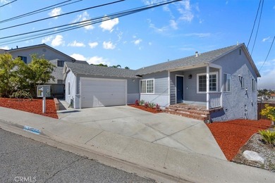 Beach Home For Sale in Redondo Beach, California