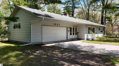 Beach Home For Sale in Traverse City, Michigan
