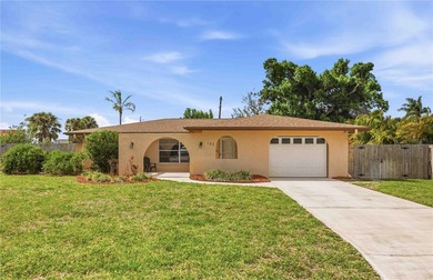 Beach Home For Sale in Venice, Florida