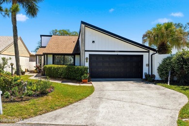 Beach Home Active Under Contract in Ponte Vedra Beach, Florida