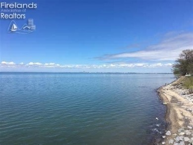 Beach Lot For Sale in Oak Harbor, Ohio