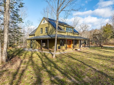 Beach Home For Sale in Northport, Maine