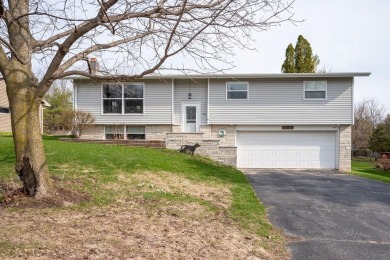 Beach Home For Sale in Sturgeon Bay, Wisconsin