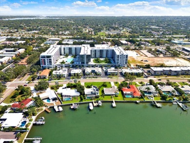 Beach Condo For Sale in St. Petersburg, Florida