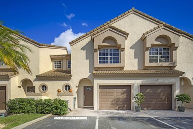 Beach Townhome/Townhouse For Sale in Boca Raton, Florida