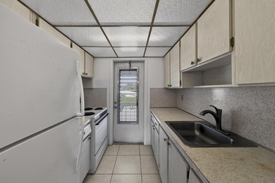 Beach Condo For Sale in Pompano Beach, Florida