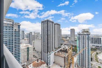 Beach Condo For Sale in Miami, Florida