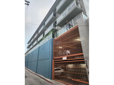 Beach Condo For Sale in San Diego, California