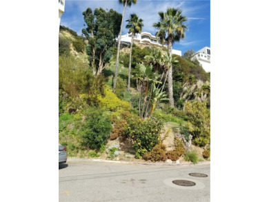 Beach Lot For Sale in Pacific Palisades, California