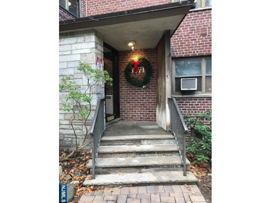 Beach Other For Sale in Fort Lee, New Jersey