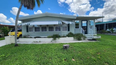 Beach Home For Sale in Venice, Florida