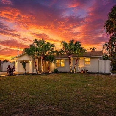 Beach Home For Sale in Venice, Florida
