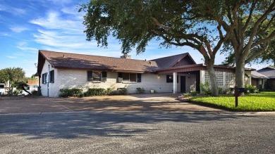 Beach Home For Sale in Rockport, Texas