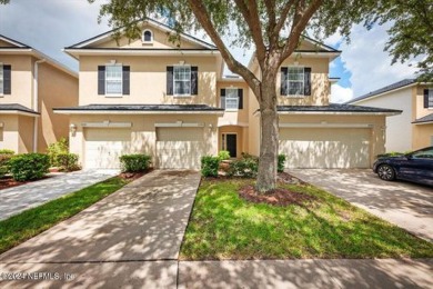 Beach Townhome/Townhouse For Sale in Jacksonville, Florida