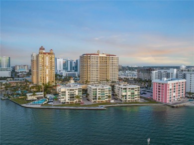 Beach Condo For Sale in Sarasota, Florida