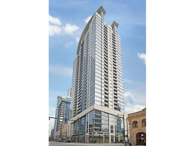 Beach Condo Active Under Contract in Chicago, Illinois
