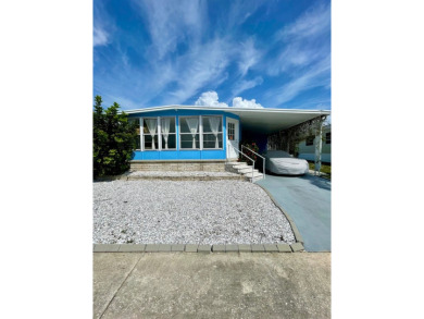 Beach Home For Sale in Tarpon Springs, Florida