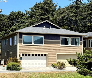 Beach Townhome/Townhouse For Sale in Gold Beach, Oregon