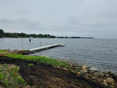 Beach Home For Sale in Sturgeon Bay, Wisconsin