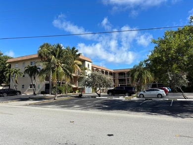 Beach Condo For Sale in Pompano Beach, Florida