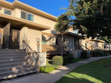 Beach Townhome/Townhouse For Sale in San Diego, California