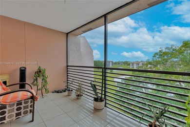 Beach Condo For Sale in Sunrise, Florida