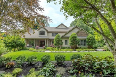 Beach Home Sale Pending in Mount Sinai, New York