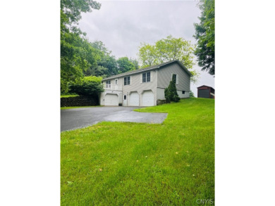 Beach Home Sale Pending in Richland, New York