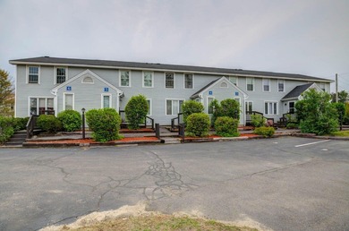 Beach Condo For Sale in Old Orchard Beach, Maine