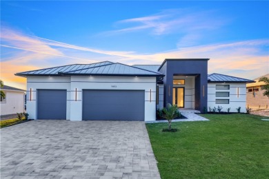 Beach Home For Sale in Port Charlotte, Florida