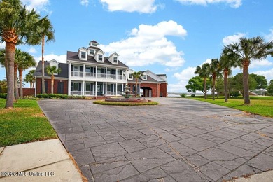 Beach Home For Sale in Biloxi, Mississippi