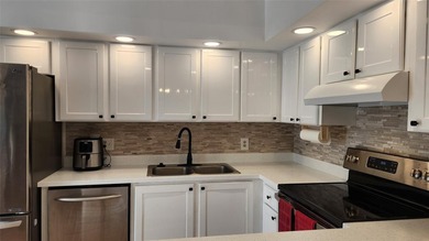 Beach Townhome/Townhouse For Sale in Vero Beach, Florida