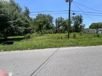 Beach Lot For Sale in Gulfport, Mississippi