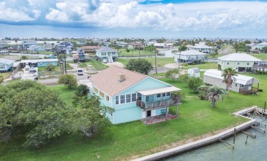 Beach Home For Sale in Rockport, Texas