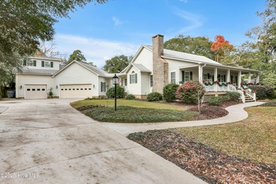 Beach Home For Sale in Oak Island, North Carolina