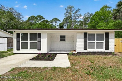 Beach Home For Sale in Jacksonville, Florida