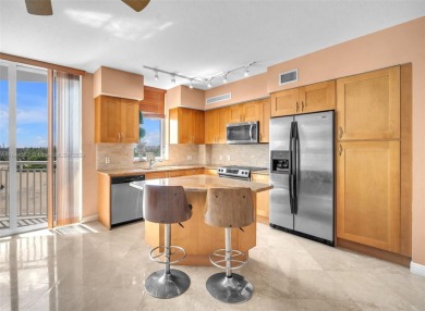 Beach Condo For Sale in Hallandale Beach, Florida